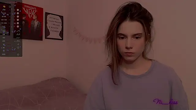 Snapshot of _ni_kiss chatting on February 18, 8:14 pm ni kiss online show from February 18, 8:14 pm