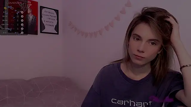 Snapshot of _ni_kiss chatting on February 24, 9:52 pm ni kiss online show from February 24, 9:52 pm