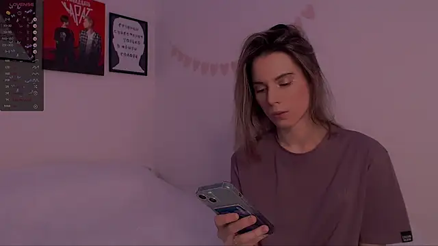 Snapshot of _ni_kiss chatting on December 14, 11:23 pm ni kiss online show from December 14, 11:23 pm