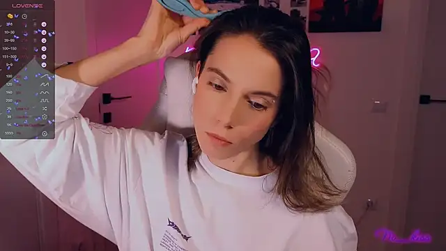 Snapshot of _ni_kiss chatting on November 30, 4:52 pm ni kiss online show from November 30, 4:52 pm