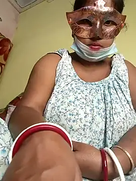 Snapshot of tinabhabhi chatting on March 4, 11:19 am tinabhabhi online show from March 4, 11:19 am