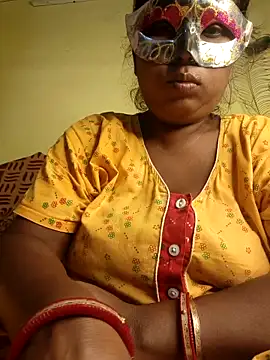 Snapshot of tinabhabhi chatting on June 18, 11:48 am tinabhabhi online show from June 18, 11:48 am