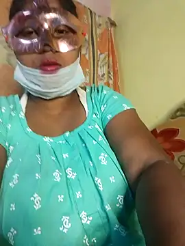 Snapshot of tinabhabhi chatting on December 21, 11:01 am tinabhabhi online show from December 21, 11:01 am