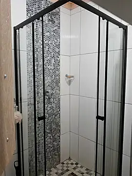 the666D online show from April 11, 4:20 am