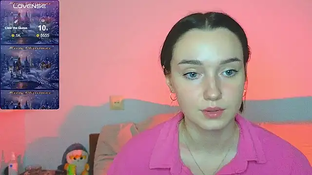 Snapshot of Wild_Sophie_ chatting on January 16, 3:34 pm Wild Sophie online show from January 16, 3:34 pm