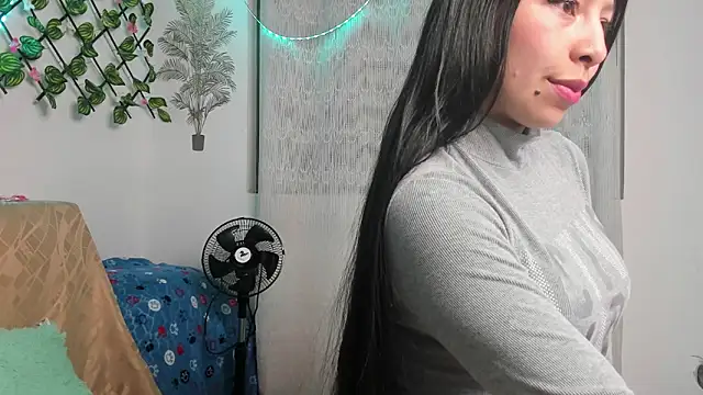 keyla meow online show from February 4, 5:31 am
