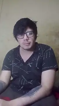 thecatblack1998 online show from April 2, 2:08 am