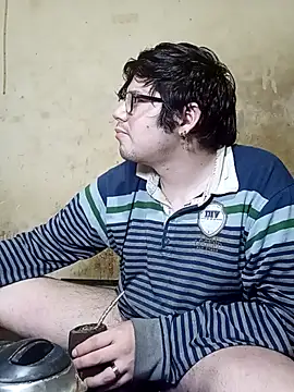 thecatblack1998 online show from April 17, 10:45 pm