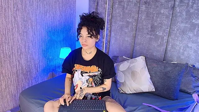 KatherineGomez online show from March 21, 2:13 am