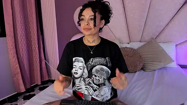 KatherineGomez online show from January 17, 3:10 am