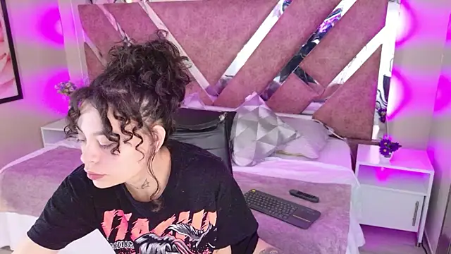 KatherineGomez online show from March 25, 2:12 am