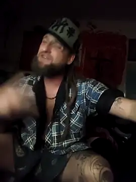 Snapshot of Ozomitro chatting on December 21, 3:14 pm Ozomitro online show from December 21, 3:14 pm