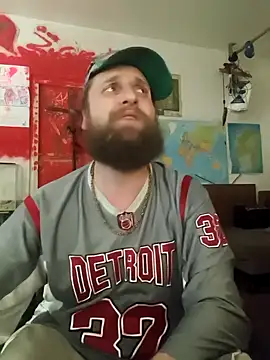 Snapshot of Ozomitro chatting on February 11, 10:59 am Ozomitro online show from February 11, 10:59 am