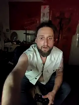 Ozomitro online show from December 4, 3:11 pm