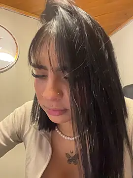 Hilary pinkk online show from February 4, 3:12 am