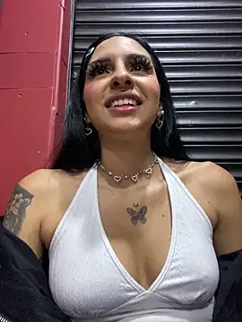Hilary pinkk online show from March 14, 1:37 am