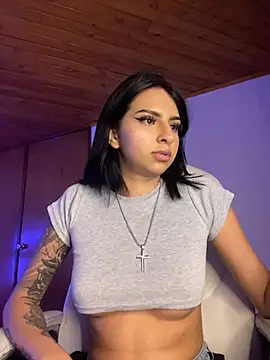 Hilary pinkk online show from April 26, 11:46 pm