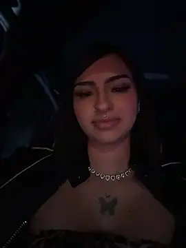 Hilary pinkk online show from April 10, 12:17 am