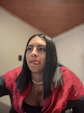 Hilary pinkk online show from December 4, 2:10 am