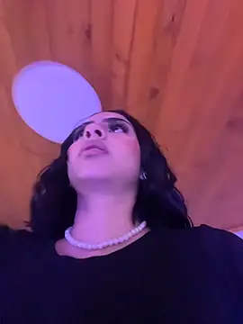 Hilary pinkk online show from February 11, 1:27 am