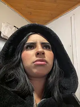 Hilary pinkk online show from October 28, 1:28 am