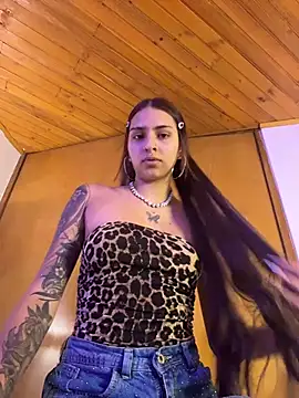 Hilary pinkk online show from March 14, 1:22 am