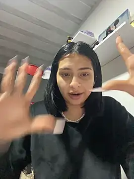 Hilary pinkk online show from March 20, 2:45 am