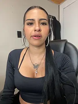 Hilary pinkk online show from October 10, 1:06 am