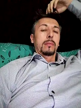 Snapshot of Lighto1 chatting on October 26, 6:25 am Lighto1 online show from October 26, 6:25 am