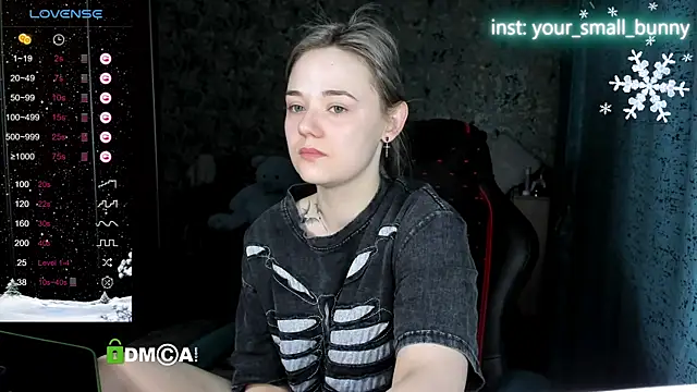 Your small bunny online show from January 13, 2:04 am