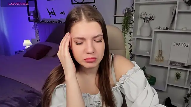 BellaSweetHeart online show from April 14, 9:36 am