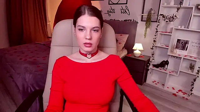 Snapshot of BellaSweetHeart chatting on February 14, 3:58 pm BellaSweetHeart online show from February 14, 3:58 pm