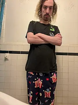 tallnerdyguy online show from May 11, 9:23 pm