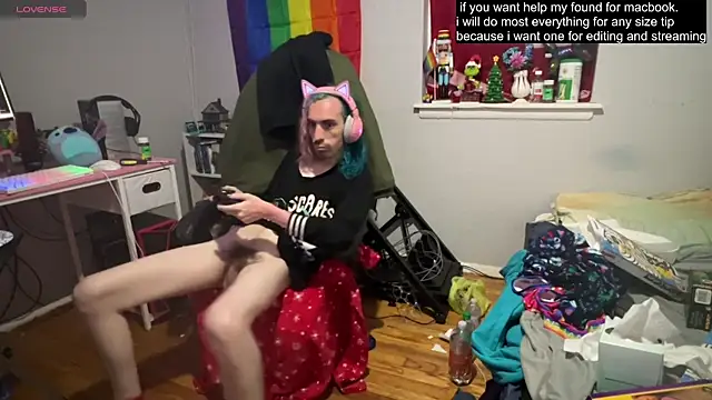 tallnerdyguy online show from March 18, 5:23 am