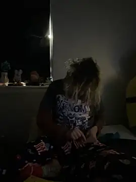 tallnerdyguy online show from March 15, 9:44 pm