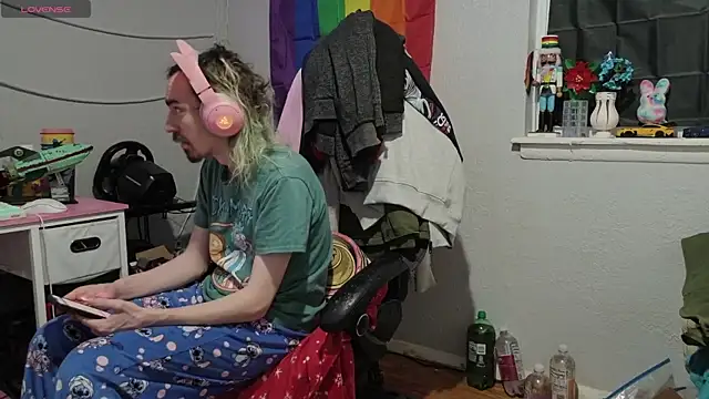 tallnerdyguy online show from January 17, 2:04 am