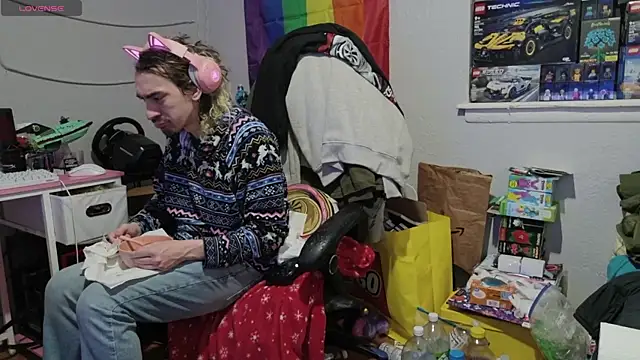 tallnerdyguy online show from April 24, 1:51 am