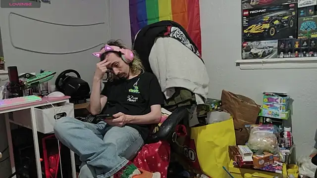 tallnerdyguy online show from May 11, 2:13 am