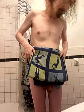 tallnerdyguy online show from January 9, 11:00 pm