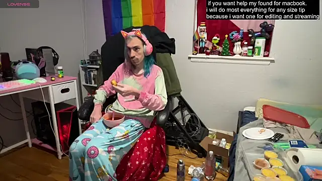 tallnerdyguy online show from March 21, 2:18 am