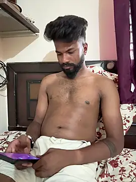 Snapshot of blr_boi chatting on April 10, 4:52 am blr boi online show from April 10, 4:52 am