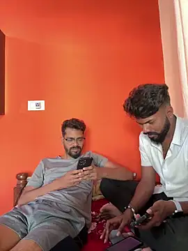 Snapshot of blr_boi chatting on February 24, 9:10 am blr boi online show from February 24, 9:10 am