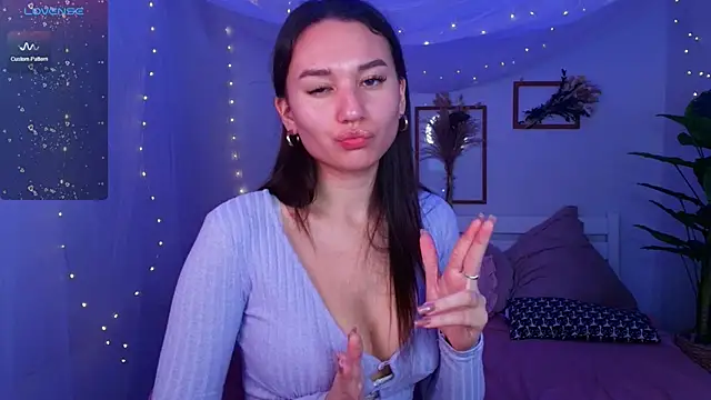 Snapshot of margeriTirell chatting on October 10, 2:56 am margeriTirell online show from October 10, 2:56 am