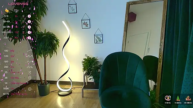 Snapshot of margeriTirell chatting on January 16, 8:11 am margeriTirell online show from January 16, 8:11 am