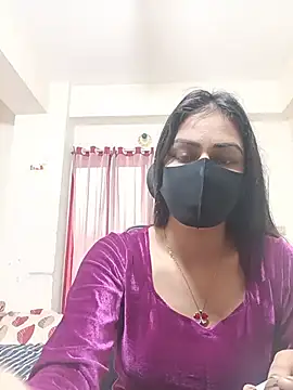 Snapshot of Tisha-01 chatting on July 20, 2:52 am Tisha-01 online show from July 20, 2:52 am