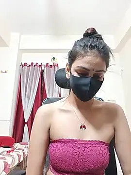 Snapshot of Tisha-01 chatting on July 9, 5:23 pm Tisha-01 online show from July 9, 5:23 pm