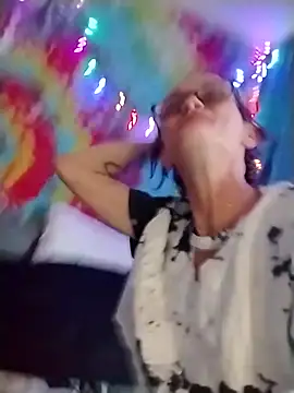 ivylee31 online show from December 20, 1:36 pm