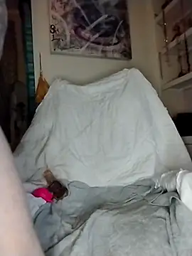 ivylee31 online show from December 1, 9:54 am