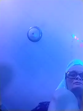 ivylee31 online show from March 19, 4:56 am