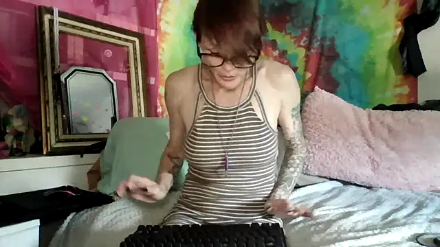 ivylee31 online show from May 29, 7:09 pm